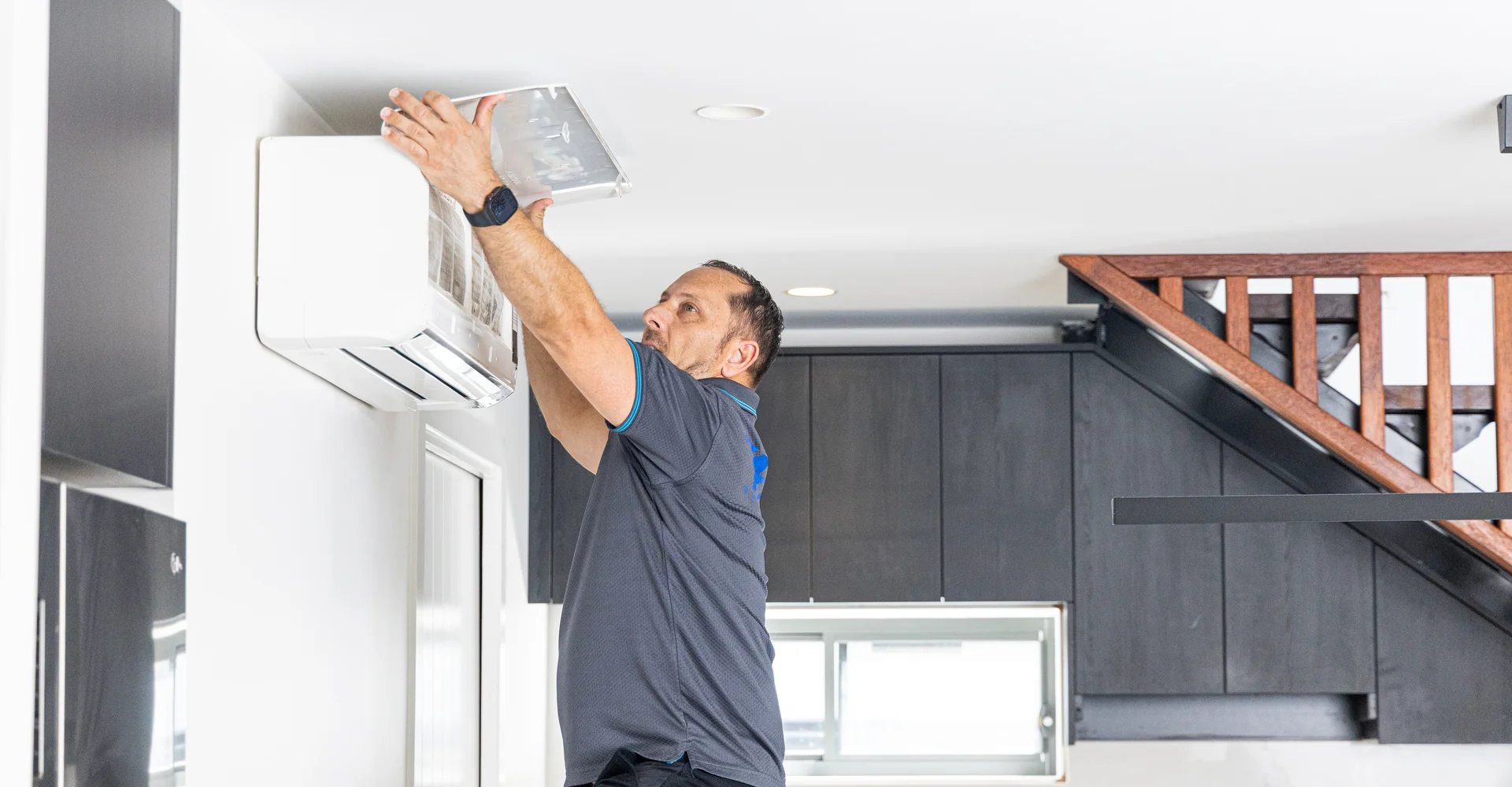 Air Conditioning Coombabah, licensed air conditioning technicians serving Coombabah